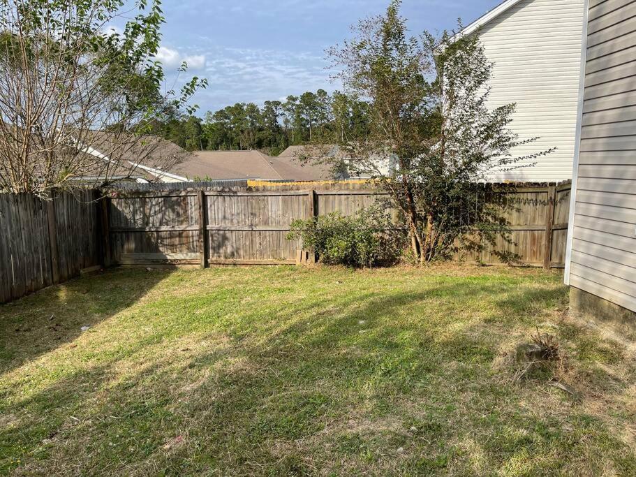 Cheerful 3-Bedrooms With Free Parking On Premises Tallahassee Exterior foto
