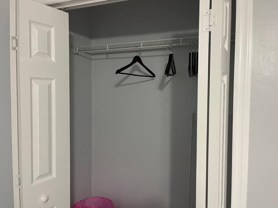 Cheerful 3-Bedrooms With Free Parking On Premises Tallahassee Exterior foto