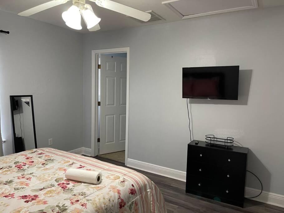 Cheerful 3-Bedrooms With Free Parking On Premises Tallahassee Exterior foto